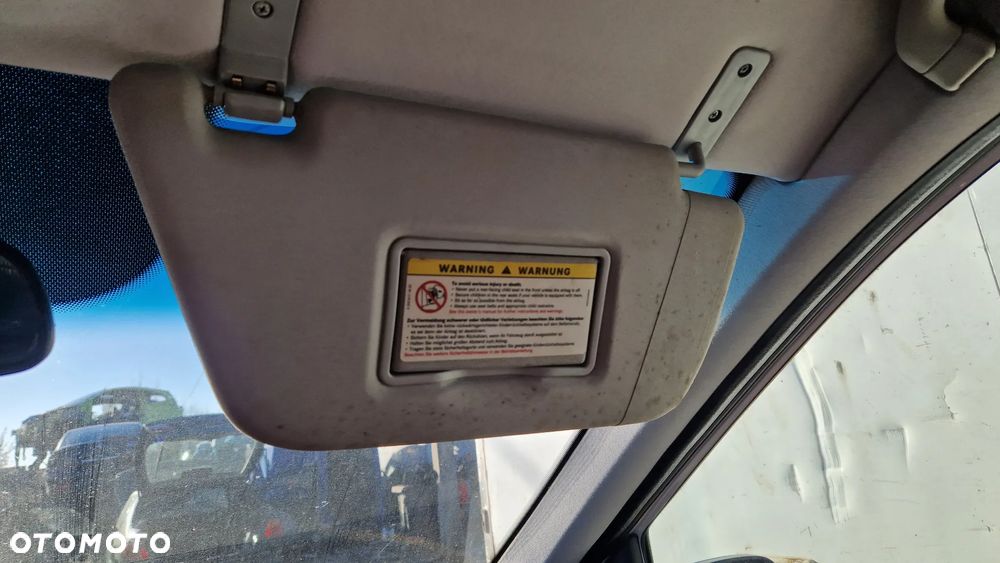 MERCEDES VANEO W414 OSŁONA PRZECIWSŁONECZNA PRAWA - 1