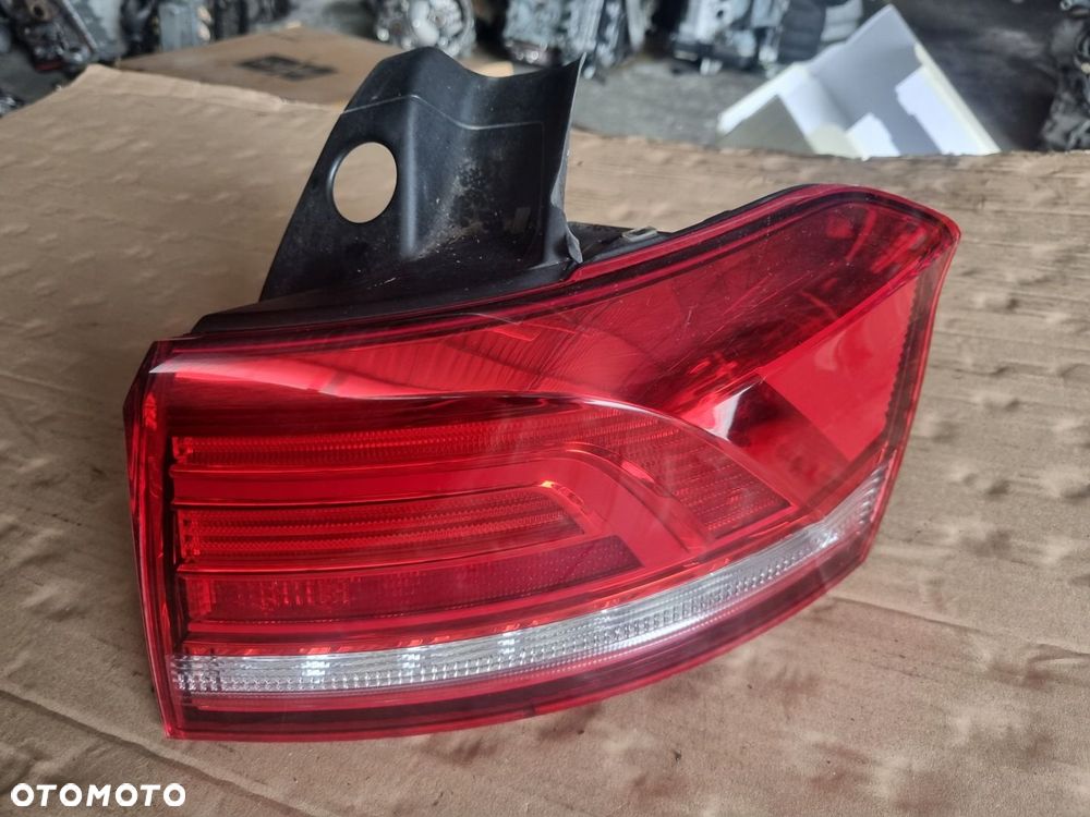 Lampa prawy tył VW Passat B8 kombi - 1