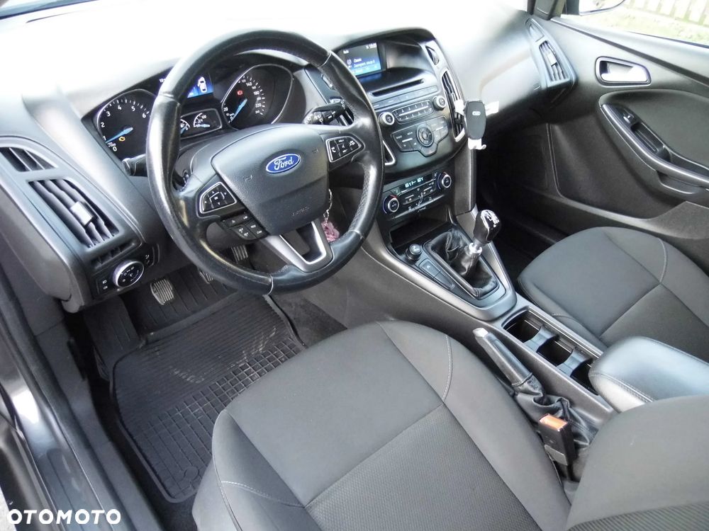 Ford Focus 1.0 EcoBoost Start-Stopp-System ACTIVE DESIGN - 18
