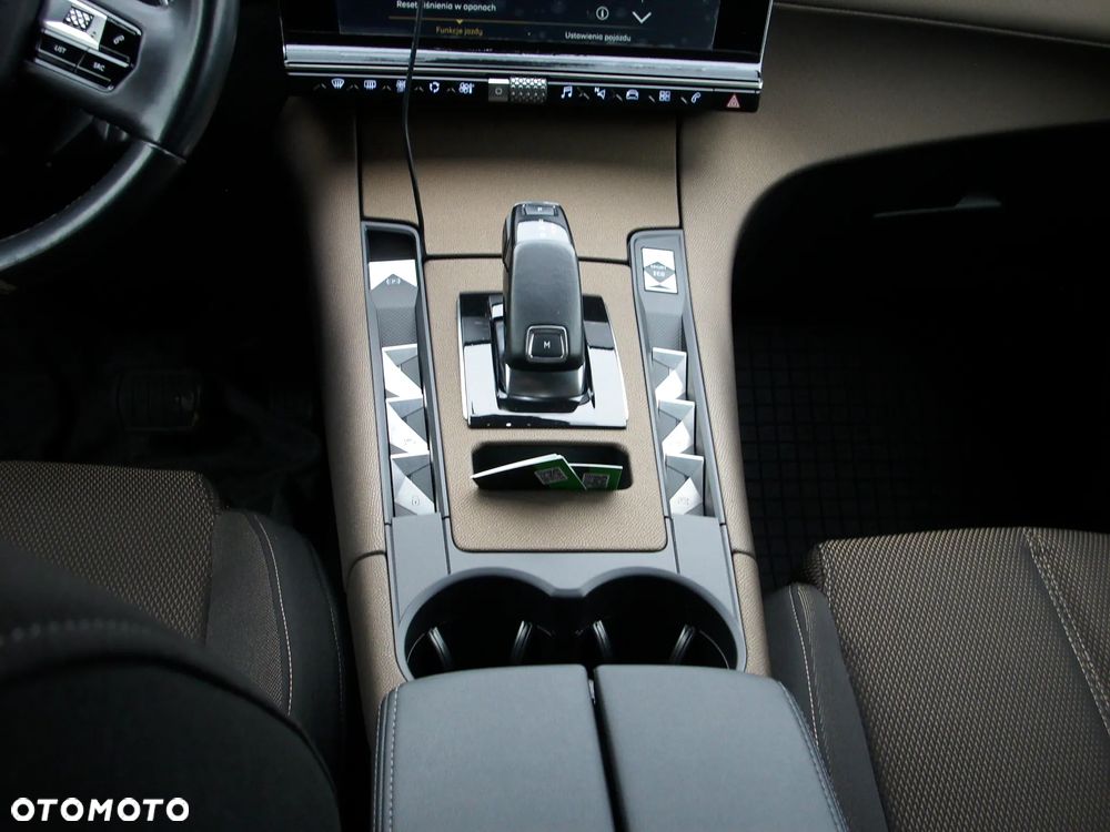 DS Automobiles DS 7 Crossback 1.5 BlueHDi Chic - 8