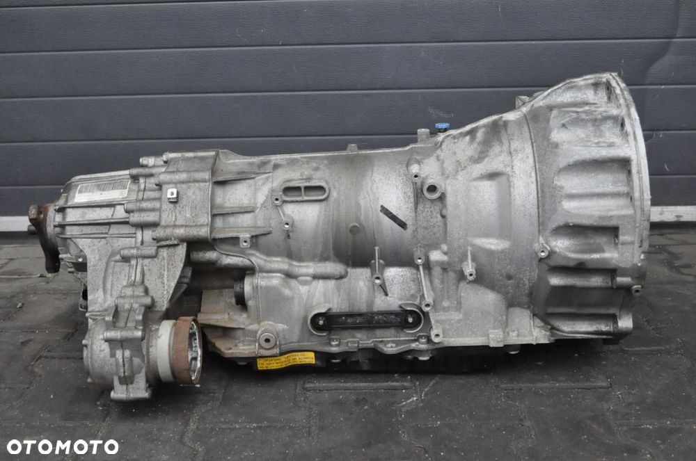 LEVANTE S Q4 3.0 V6 SKRZYNIA 8HP-70X 06701058270 - 1