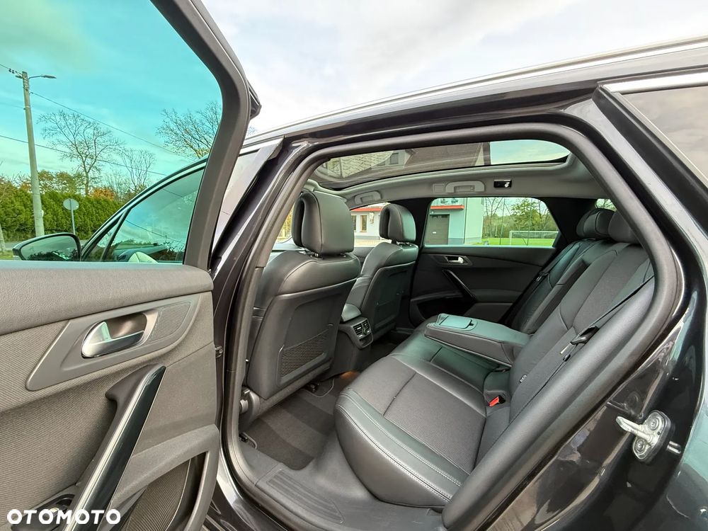 Peugeot 508 SW BlueHDi FAP 180 Automatik Stop&Start Allure - 21