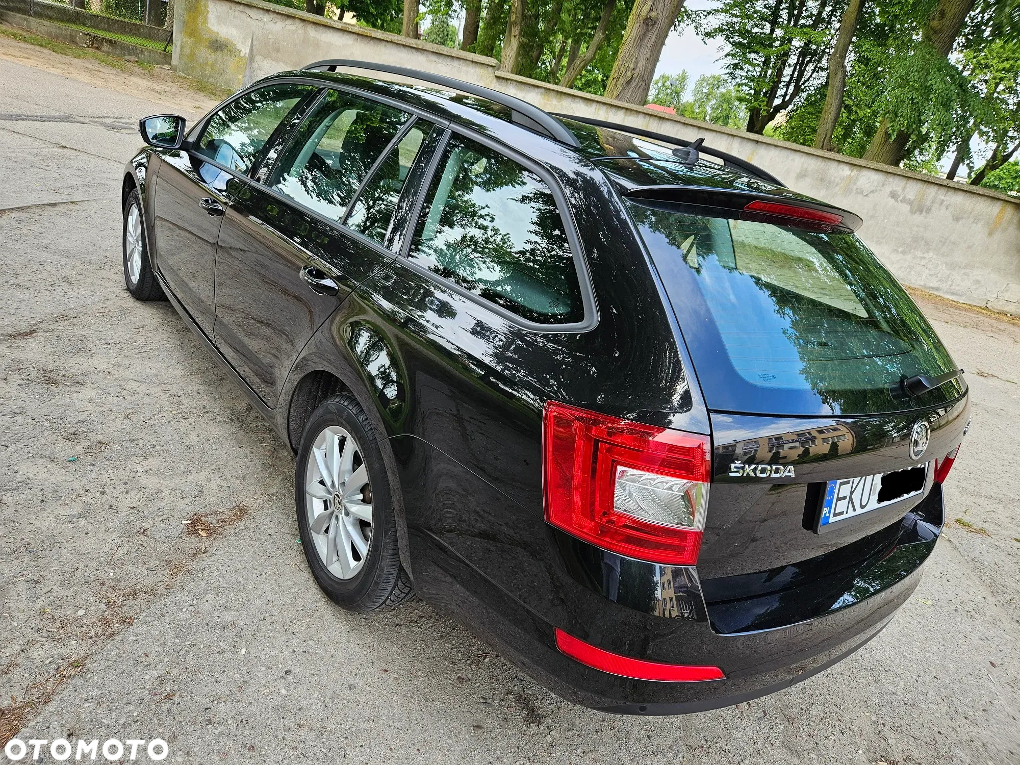 Skoda Octavia Combi 1.6 TDI (Green tec) DSG Style - 17
