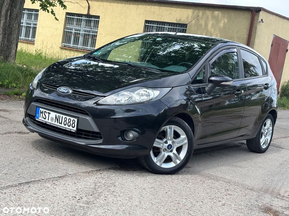 Ford Fiesta 1.25 Champions Edition - 11