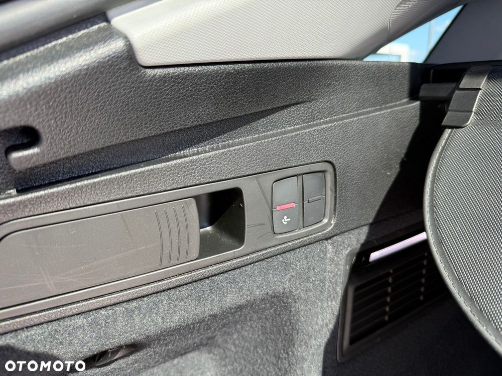 Audi Q5 Sportback - 12