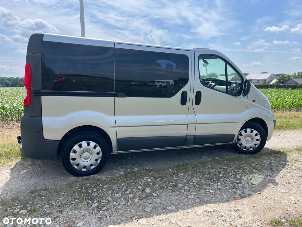 Opel Vivaro - 4