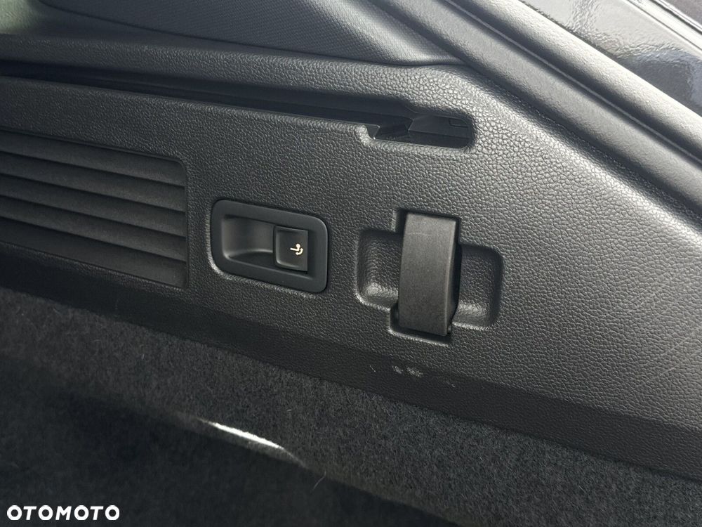 Volkswagen Arteon Shooting Brake 2.0 TSI 4Motion R DSG - 38