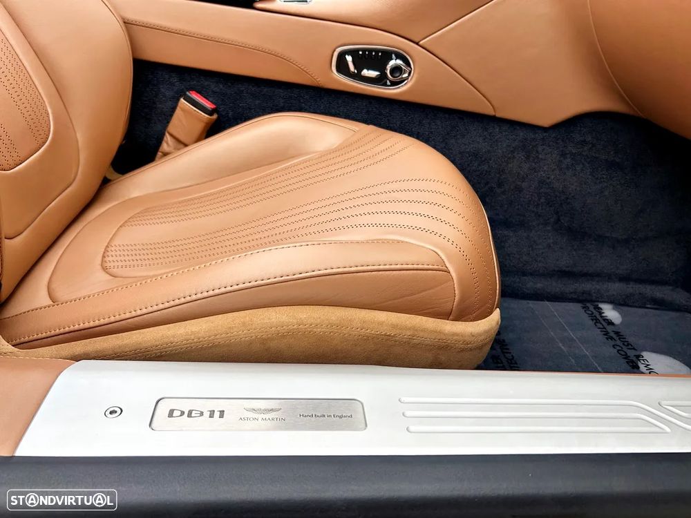 Aston Martin DB11 Coupé V8 Auto - 25