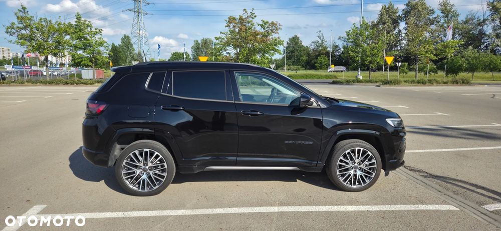 Jeep Compass 1.3 T4 PHEV 4xe Summit S&S - 8