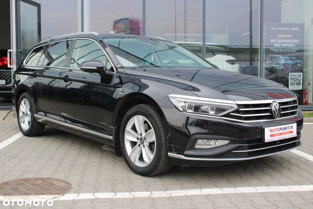 Volkswagen Passat - 2