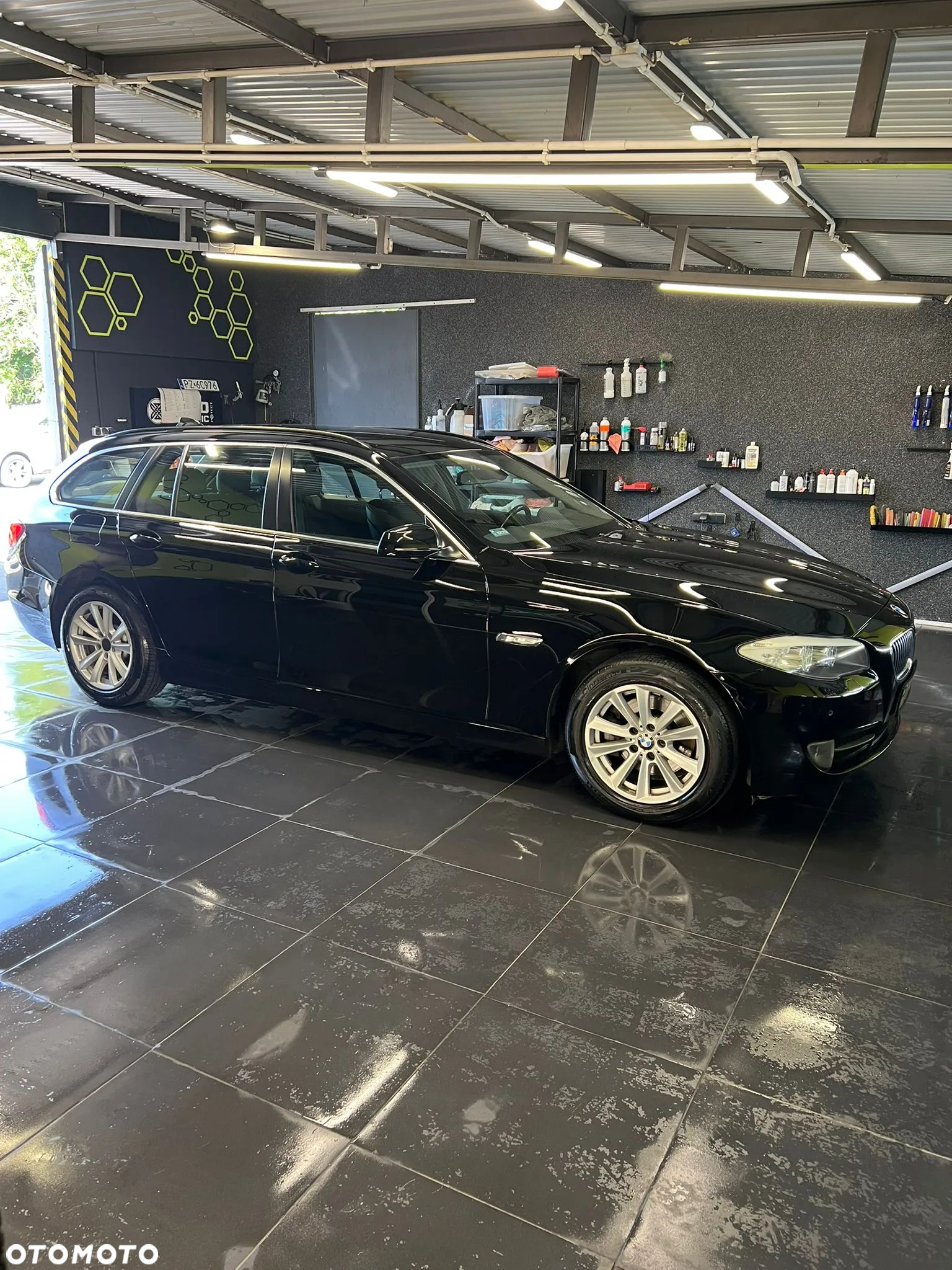 BMW Seria 5 520d Touring - 13