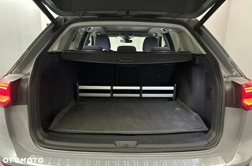 Volkswagen Golf Variant 2.0 TDI 4Motion SCR DSG Alltrack - 16