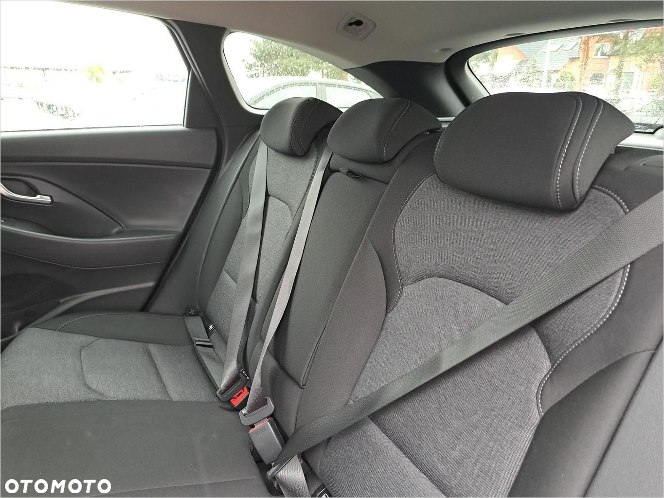 Hyundai i30 - 16