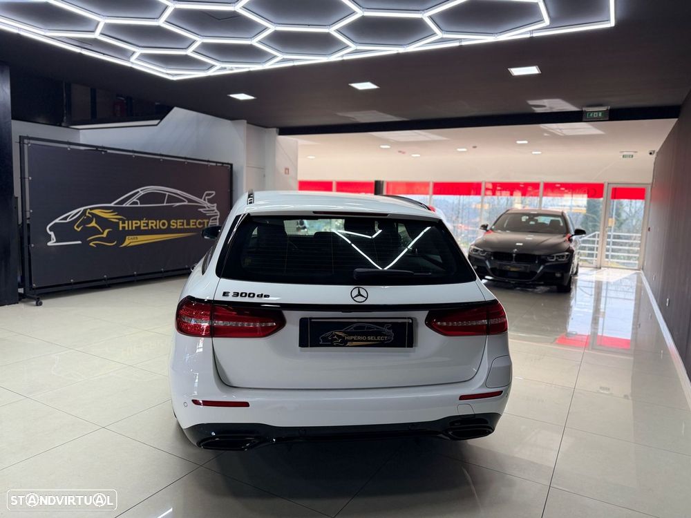Mercedes-Benz E 300 de AMG Line - 3