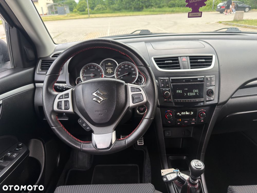 Suzuki Swift 1.6 Sport - 12