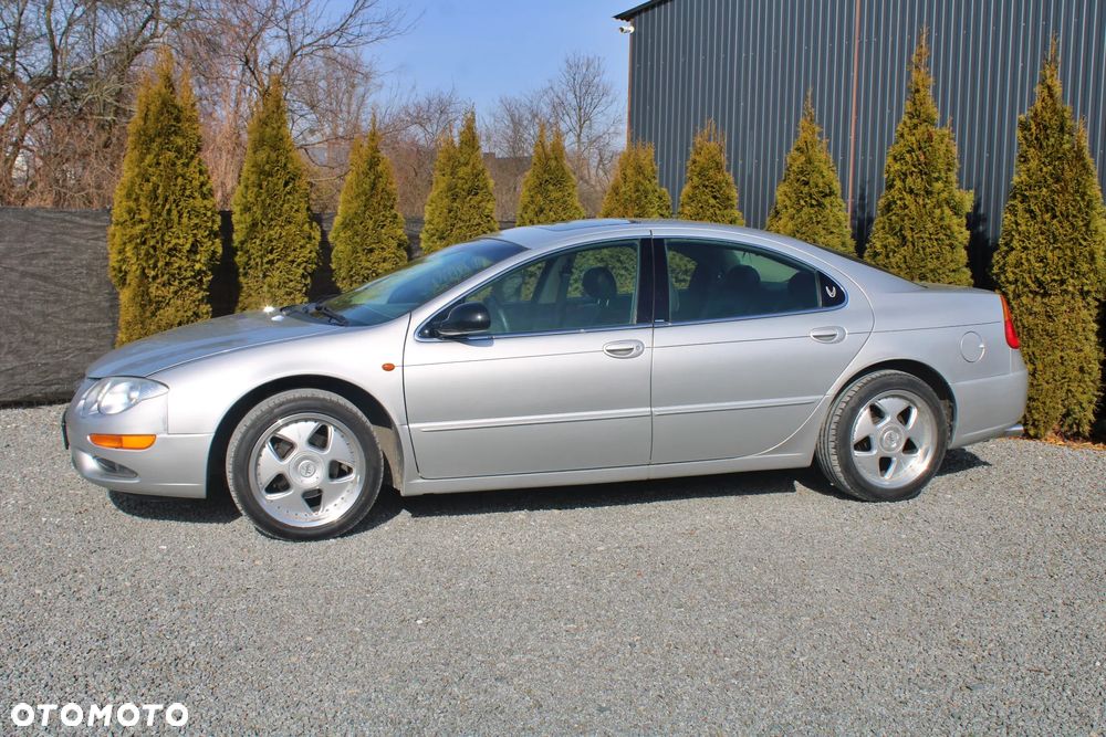Chrysler 300M - 6