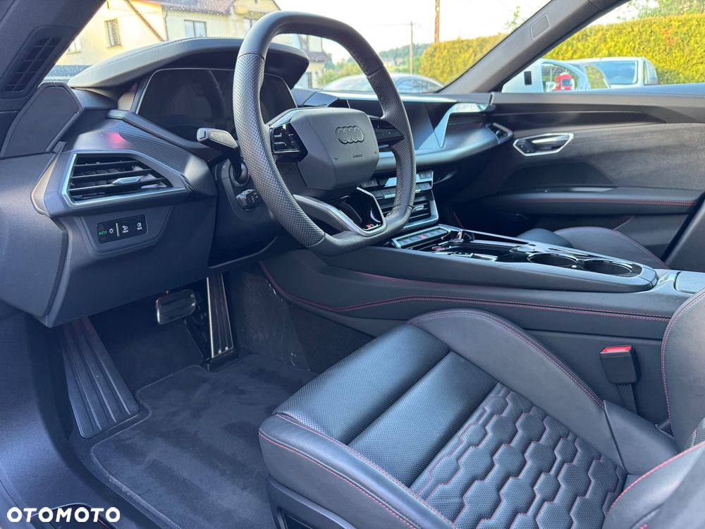 Audi e-tron GT 105kWh S Launch Edition Quattro - 17
