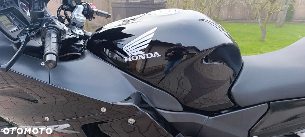 Kawasaki Ninja 1000 SX - 37