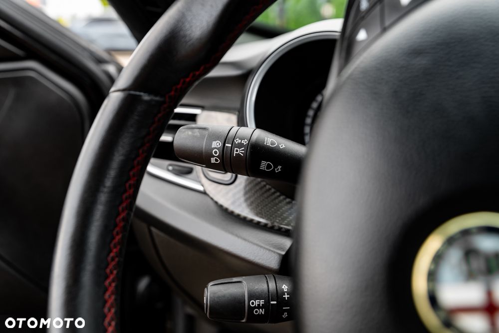 Alfa Romeo Giulietta 1750 TBi Quadrifoglio Verde - 31