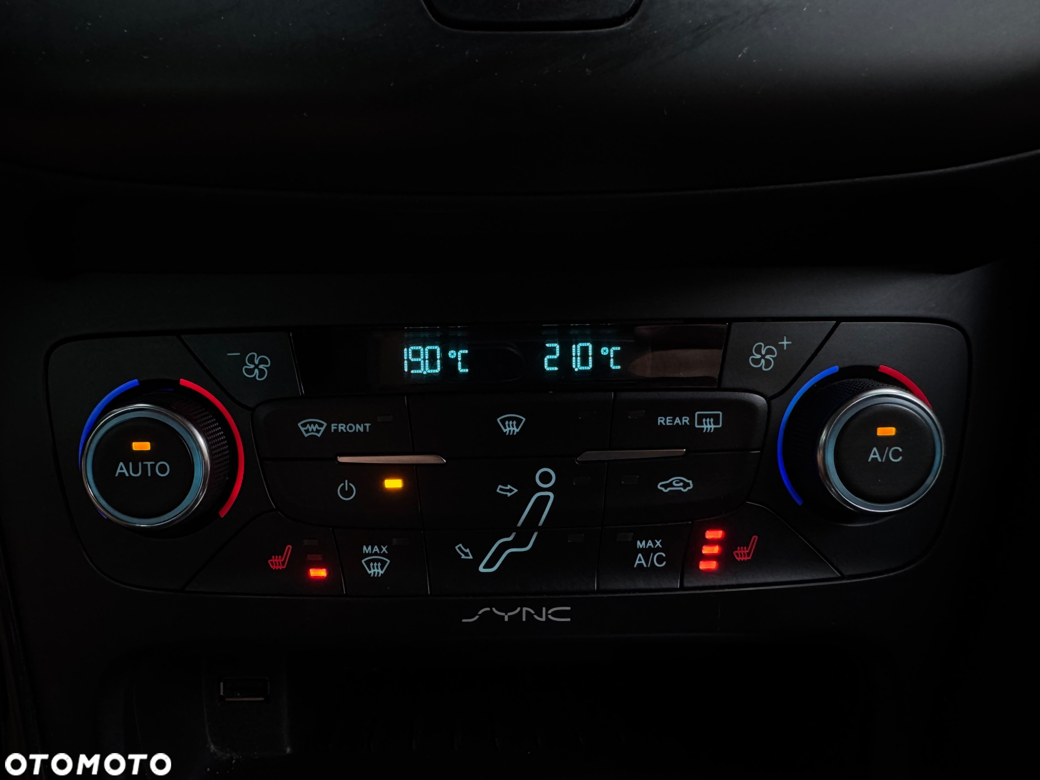 Ford Focus 1.5 TDCi Titanium ASS - 8