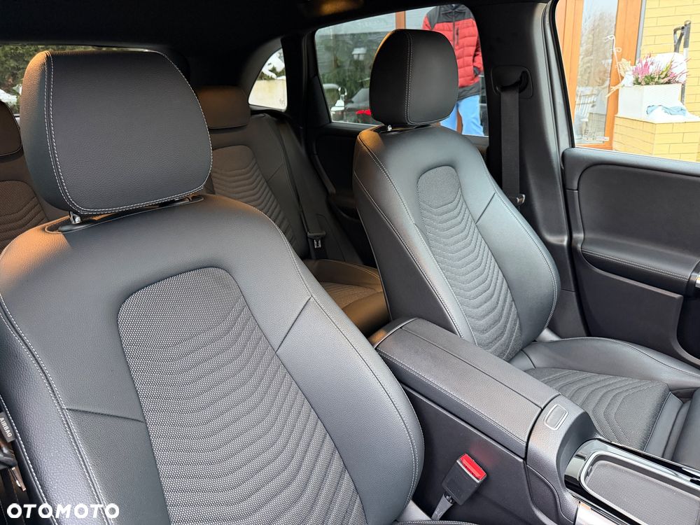 Mercedes-Benz Klasa B 200 d Progressive 8G-DCT - 23