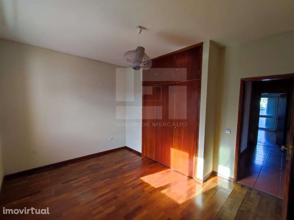 Moradia Isolada T4 - Grande imagem: 4/58