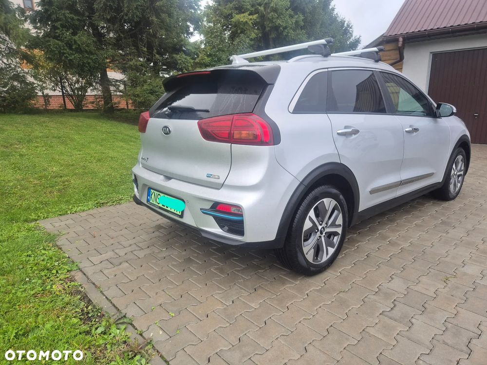 Kia Niro e-Niro 64kWh XL - 3