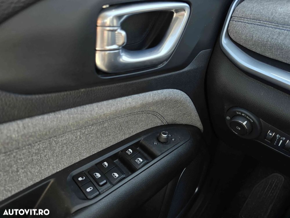 Jeep Compass - 17