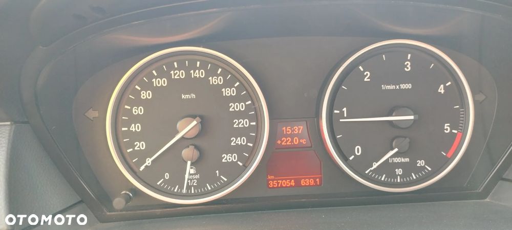 BMW Seria 5 520d - 8