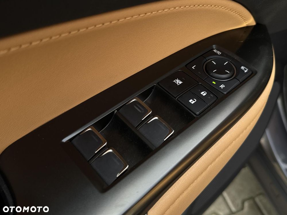 Lexus NX 350h Omotenashi AWD - 30