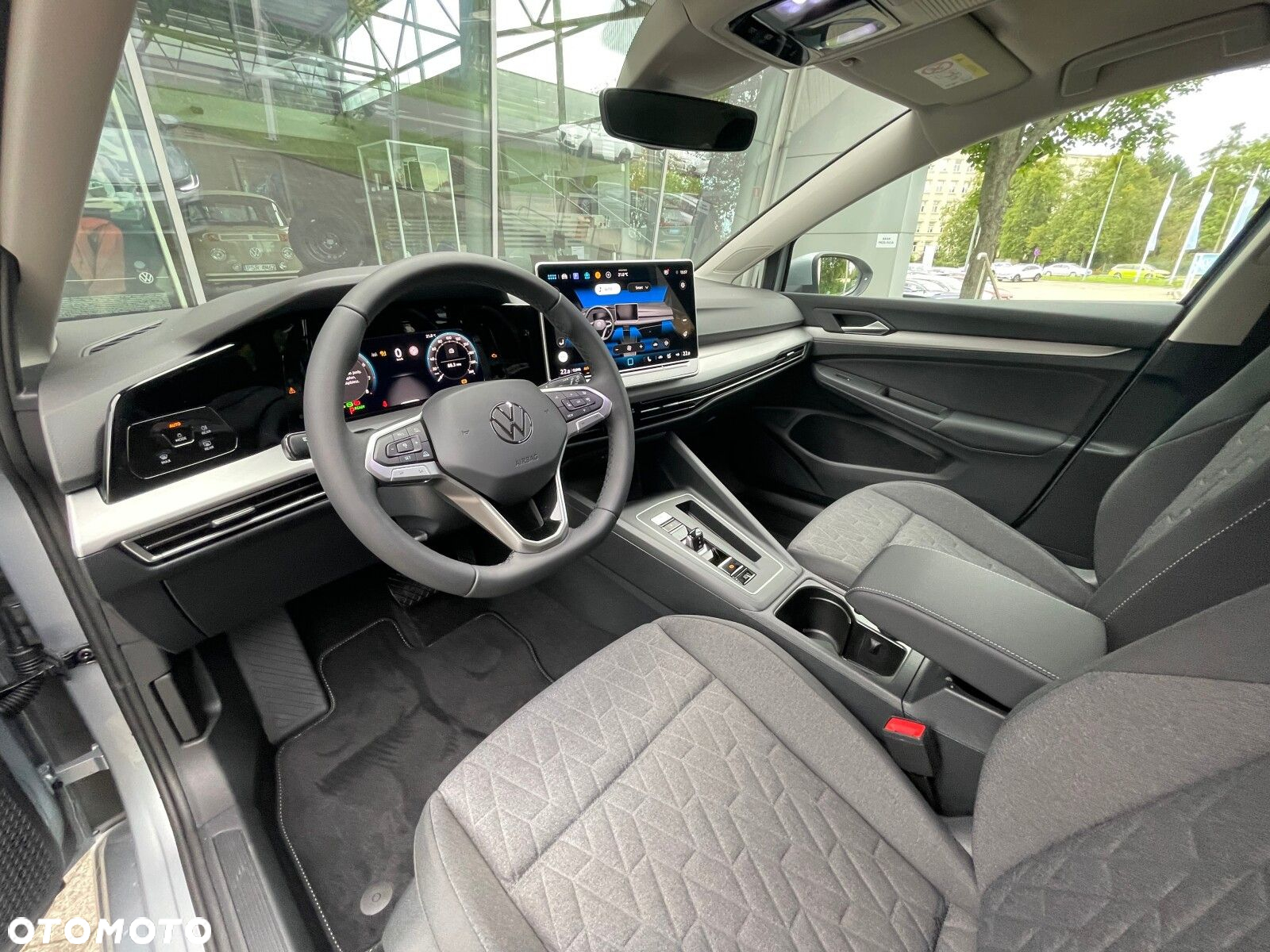 Volkswagen Golf - 12