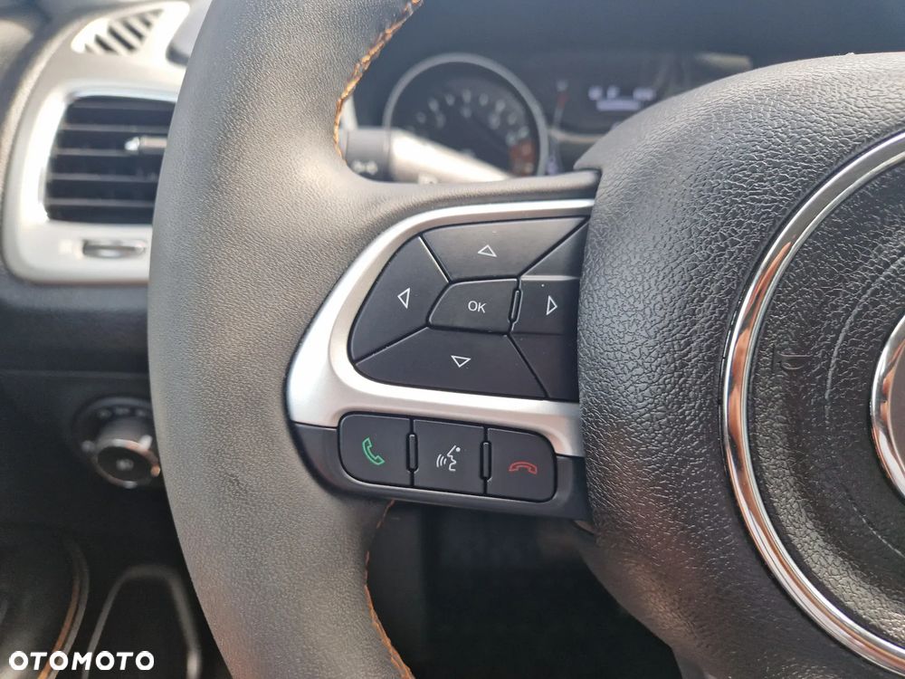 Jeep Compass - 18