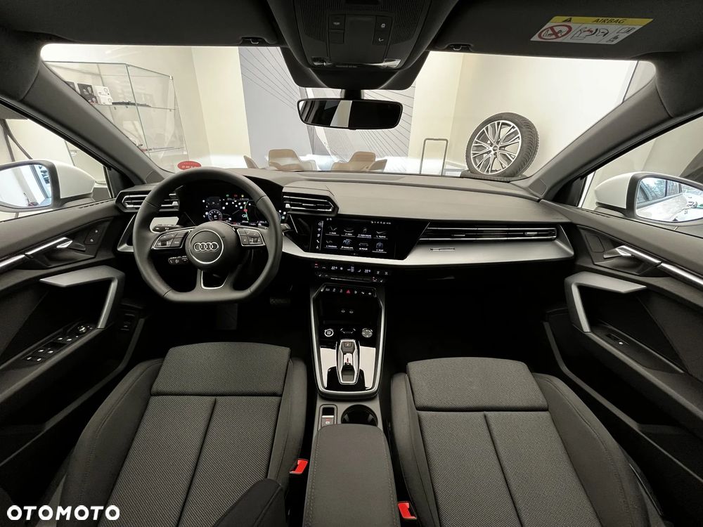 Audi A3 Sportback TFSI mHEV 110 kW Advanced S tronic - 11
