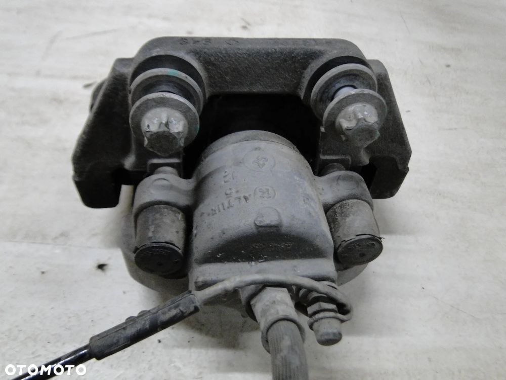 BMW X6 E71 ZACISK HAMULCOWY PRAWY TYŁ TYLNY 44/24 EUROPA - 6