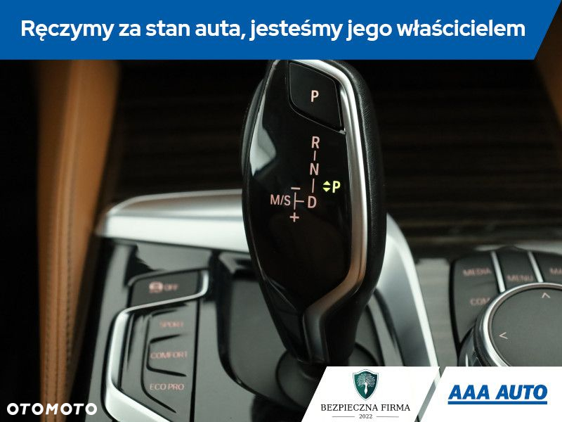BMW Seria 5 - 16