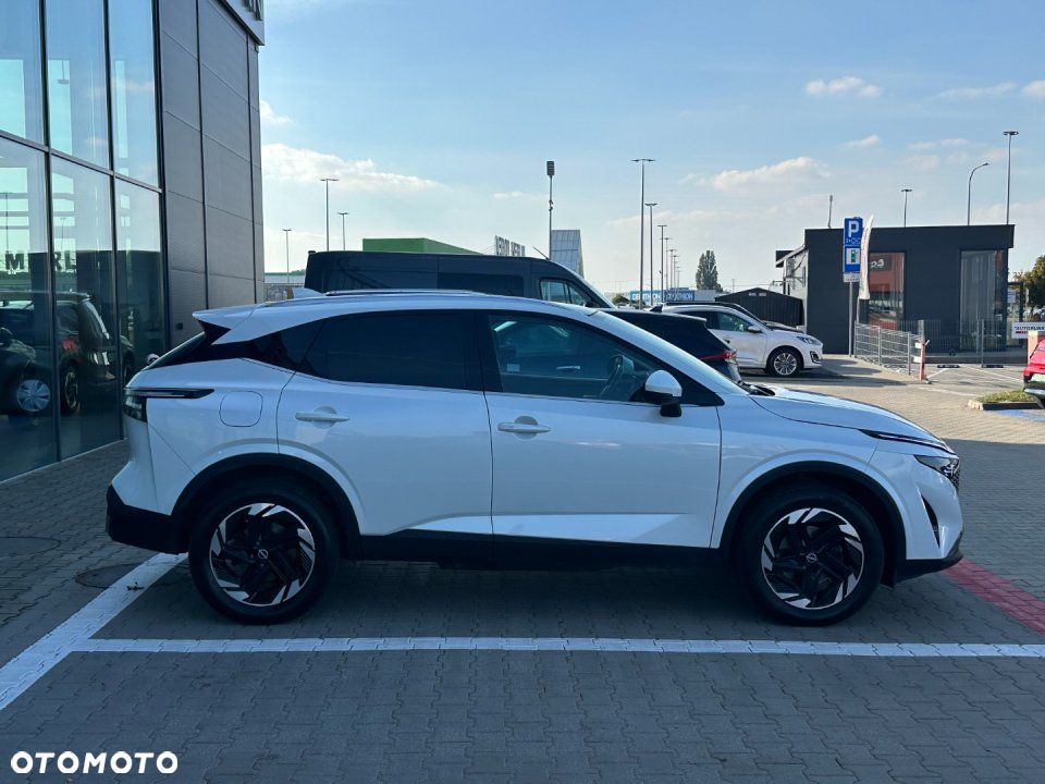 Nissan Qashqai - 4