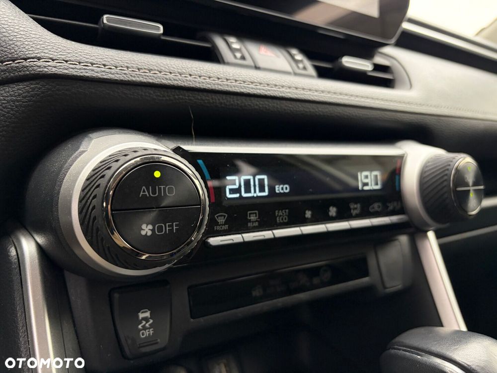 Toyota RAV4 - 22