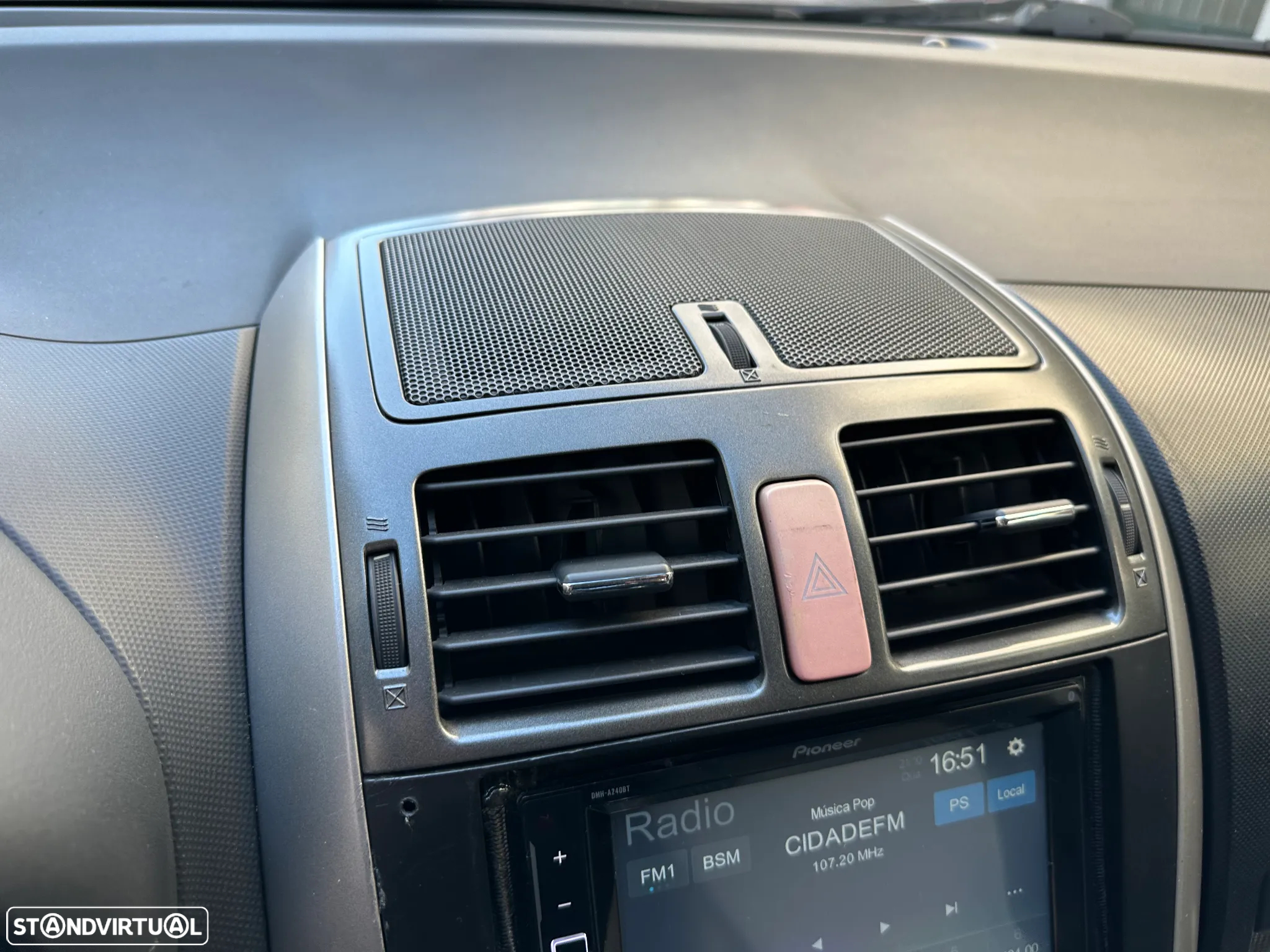 Toyota Auris 1.4 D-4D Gold Edition DPF - 36