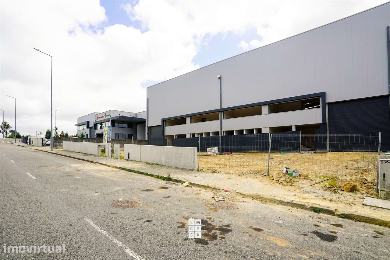 Armazém  Venda em Escapães,Santa Maria da Feira - Grande imagem: 5/24