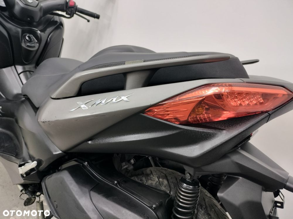 Yamaha X-max - 19