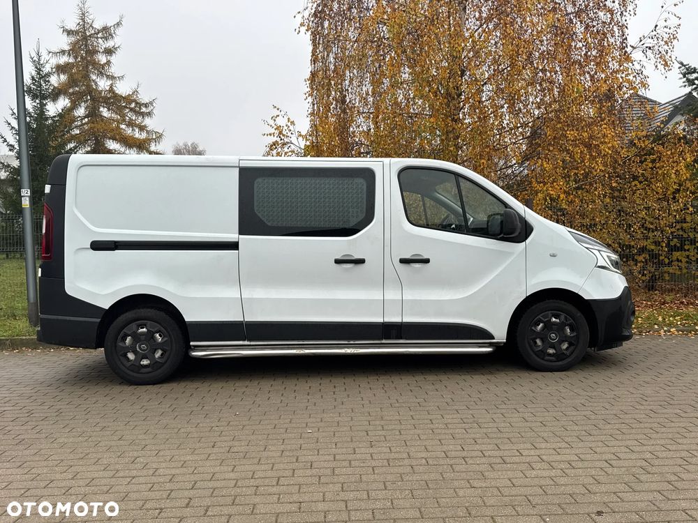 Renault TRAFIC - 2