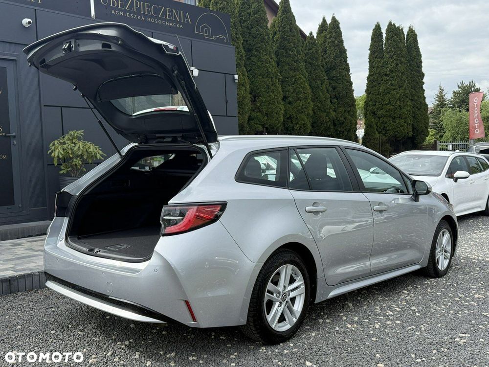 Toyota Corolla 1.8 Hybrid Comfort - 38