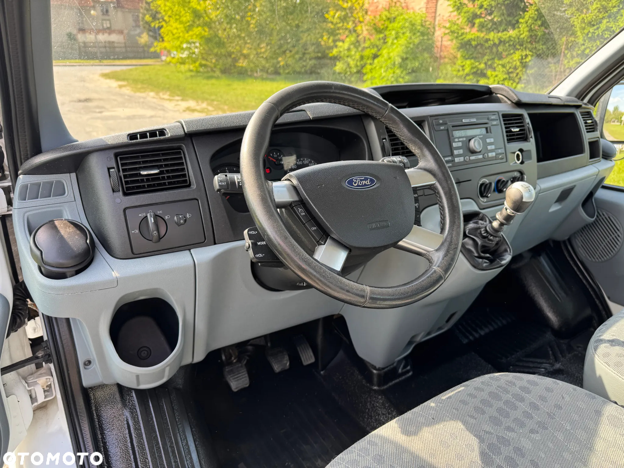 Ford Transit * 2.2 / 155KM * Max długa rama do zabudowy * Koła bliźniacze * - 23