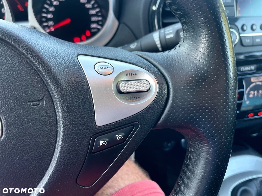Nissan Juke 1.6 Visia S&S - 24