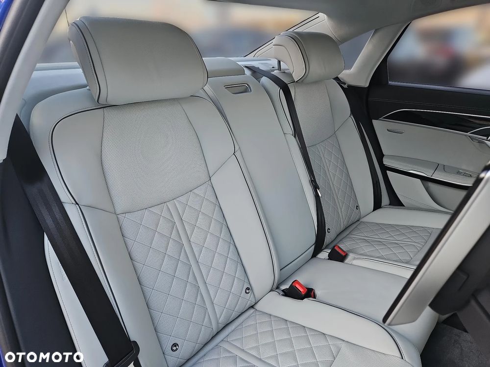 Audi S8 TFSI quattro tiptronic - 13
