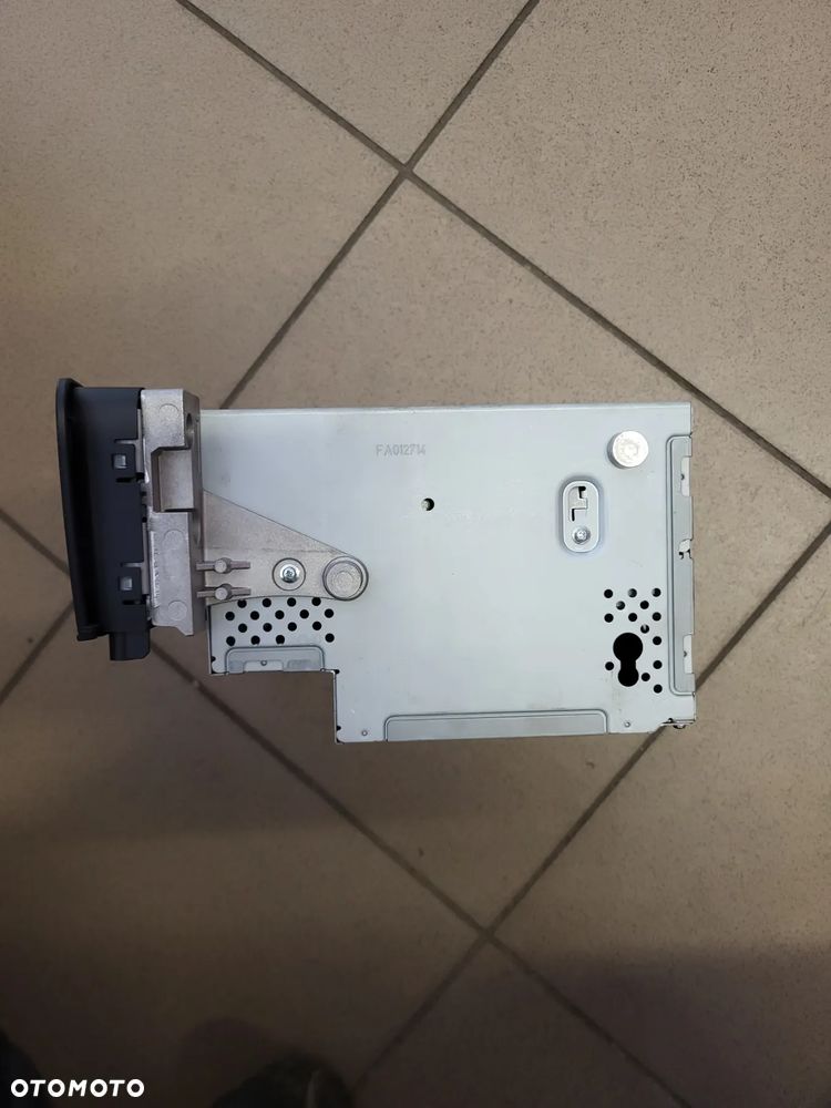 RADIO RADIOODTWARZACZ NAWIGACJA MERCEDES W117, W156, W176, W242,   2469000612 - 4