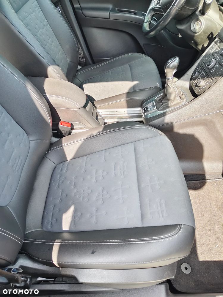Opel Meriva - 12