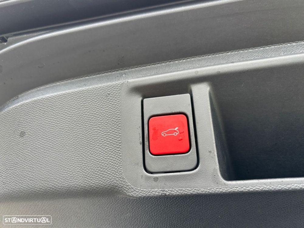 Opel Astra Sports Tourer 1.2 T GS Line - 13