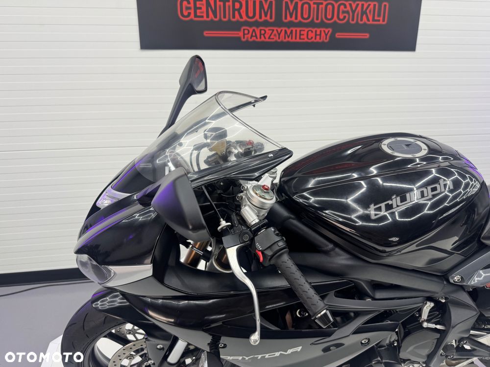 Triumph Daytona - 34