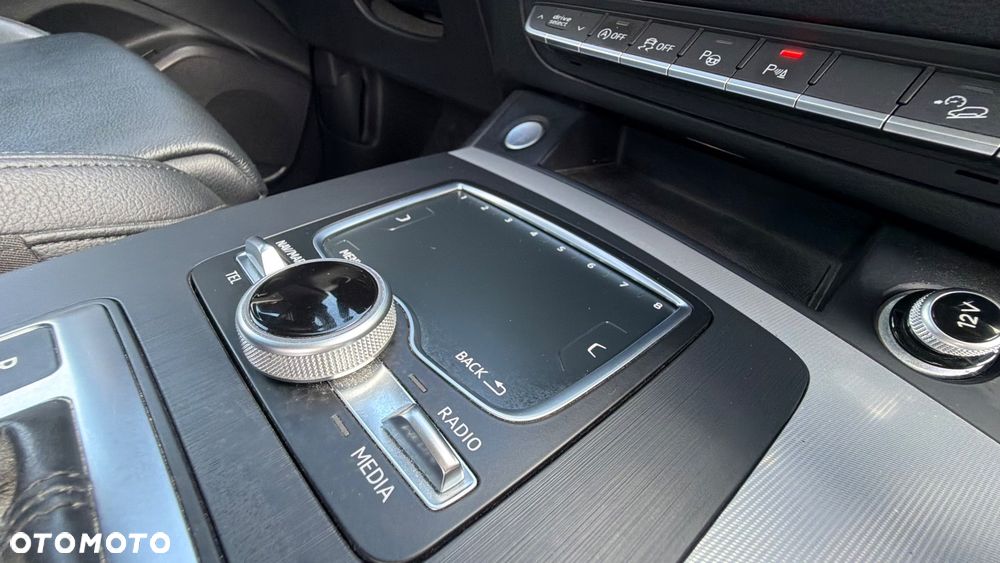 Audi Q5 2.0 TDI Quattro S tronic design - 32